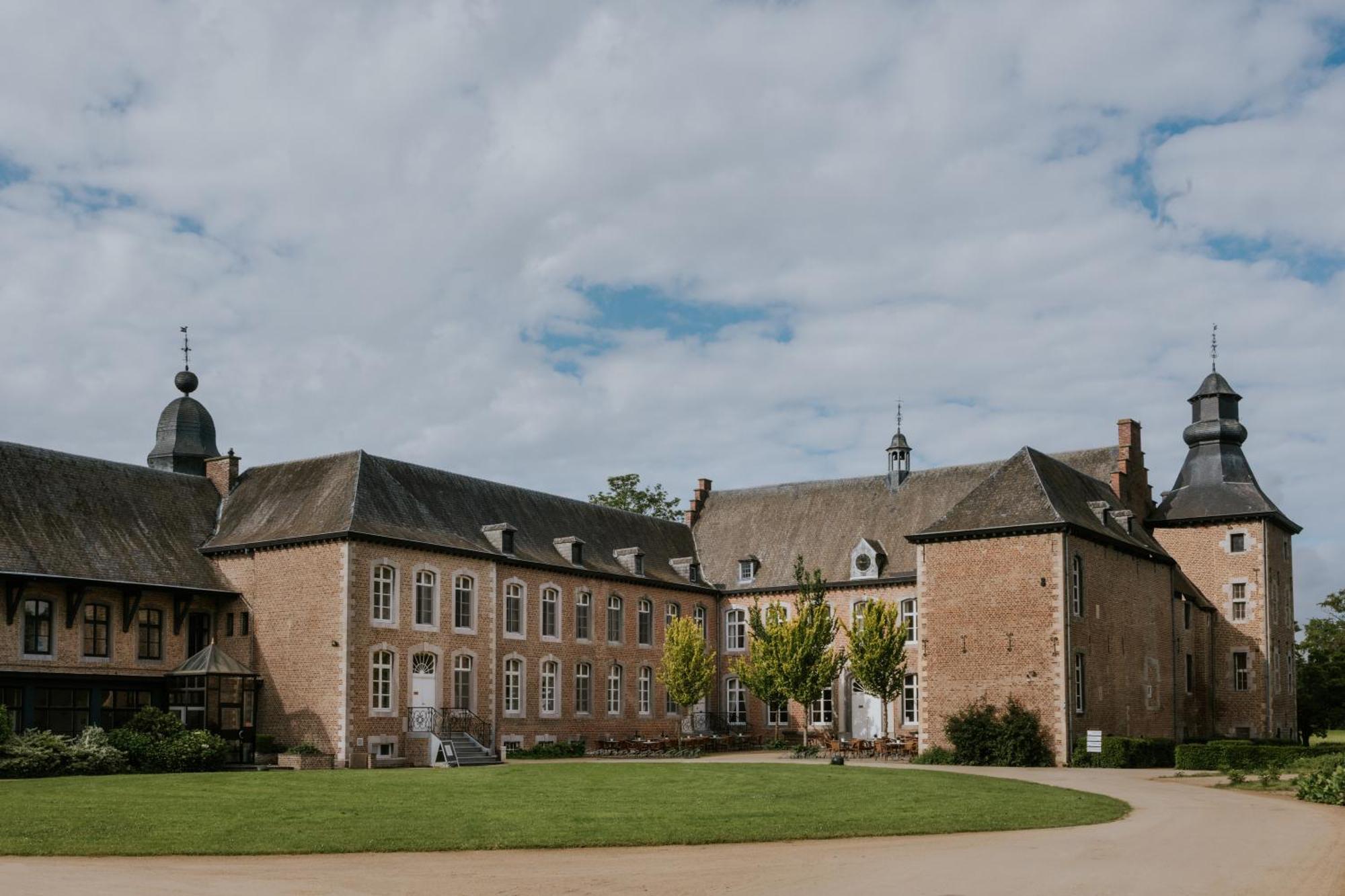 Chateau De Looz Экстерьер фото