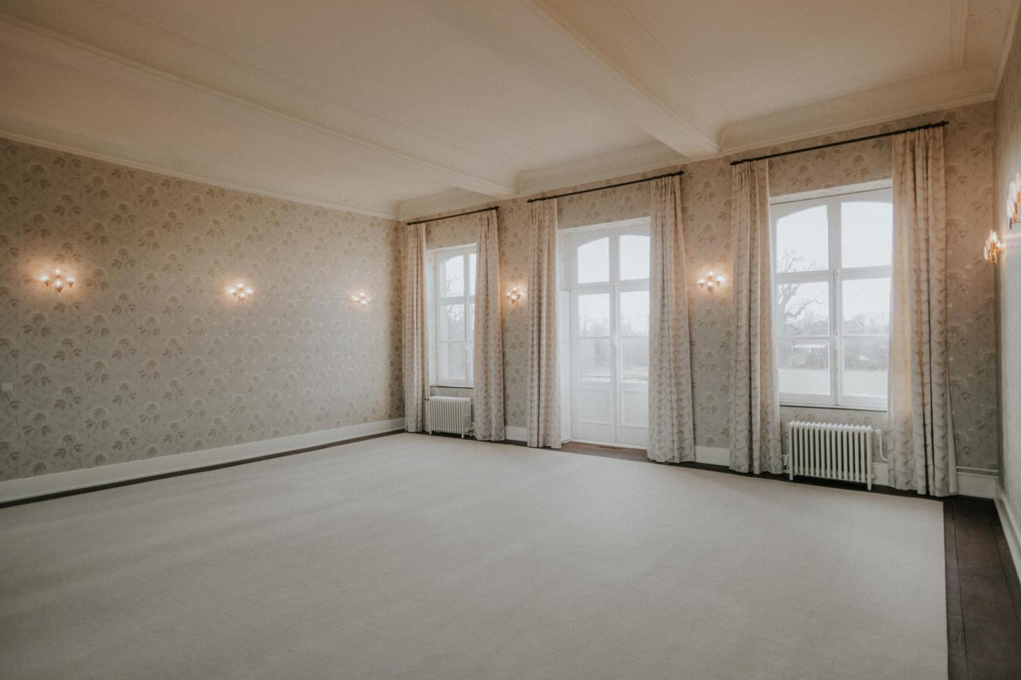Chateau De Looz Экстерьер фото